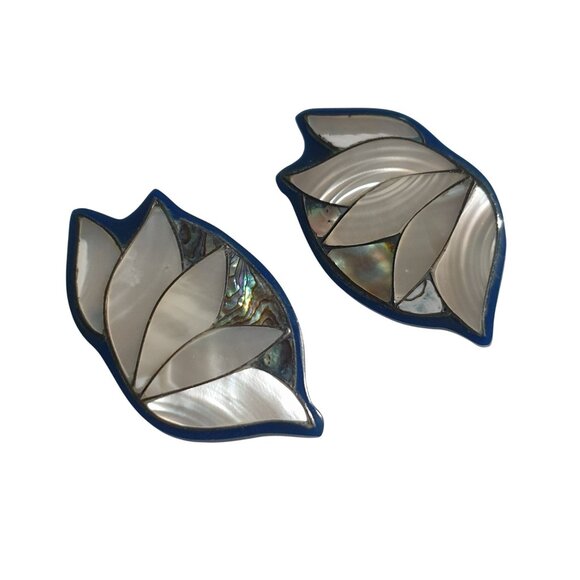 Lotus Leaf Shaped Mother Of Pearl Abalone Inlay Post Earrings Acrylic Women - Picture 4 of 5